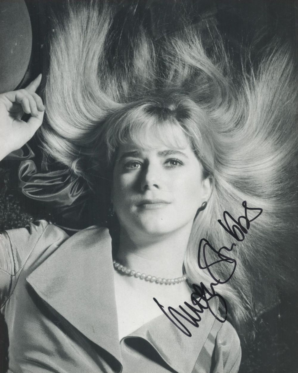 Lot 85: Imogen Stubbs signed 10 x 8 inch b/w...