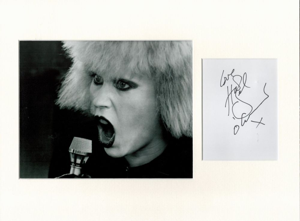 Lot 49: Hazel O'Connor signature piece autograph presentation. Mounted with...
