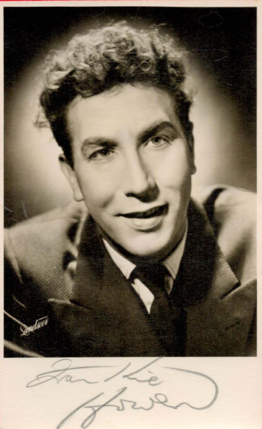 Lot 108: Frankie Howerd Signed 5.5 x 3.5 inch Vintage...