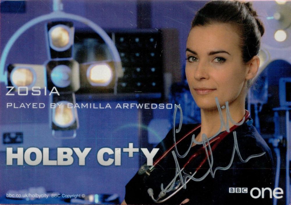 Lot 125: Camilla Arfwedson (Zosia in Holby City) Signed 6x4...