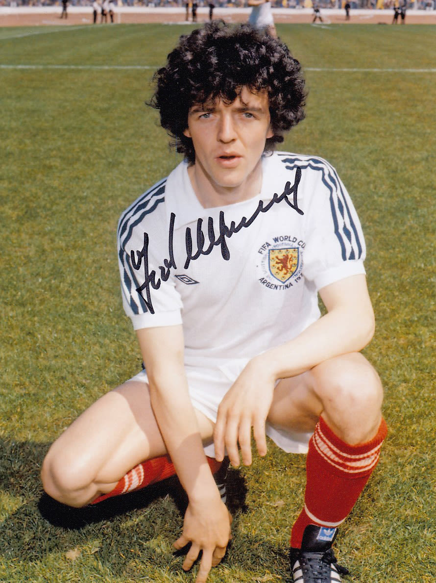 Lot 217: Autographed Frank Mcgarvey 8 X 6 Photo colour,...