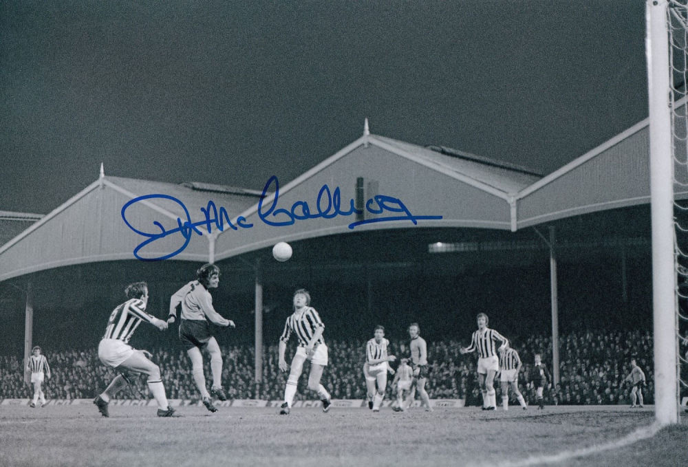 Lot 297: Autographed Jim Mccalliog 12 X 8 Photo -...
