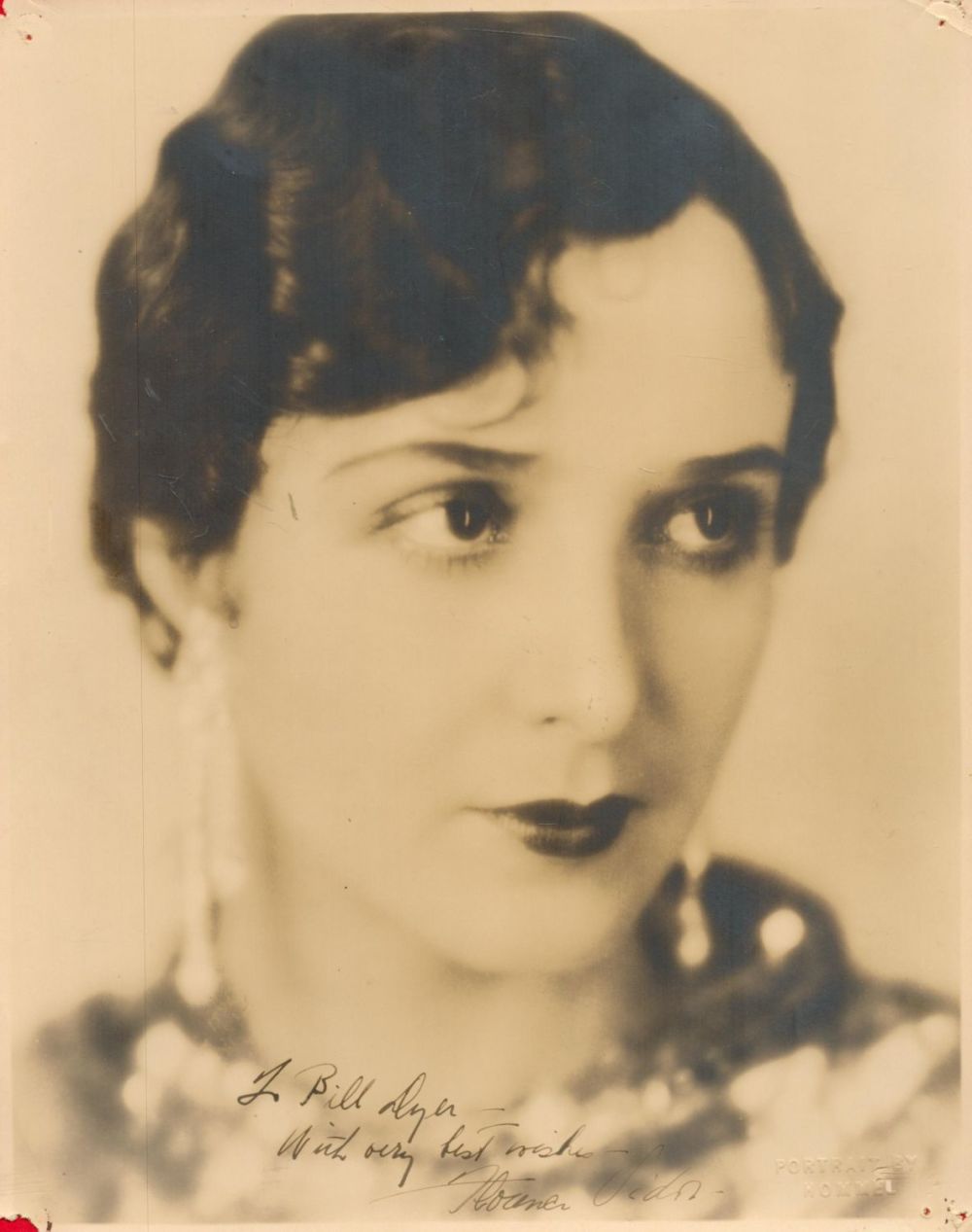 Lot 318: American Actress Florence Vidor Signed 9x7 inch Vintage...