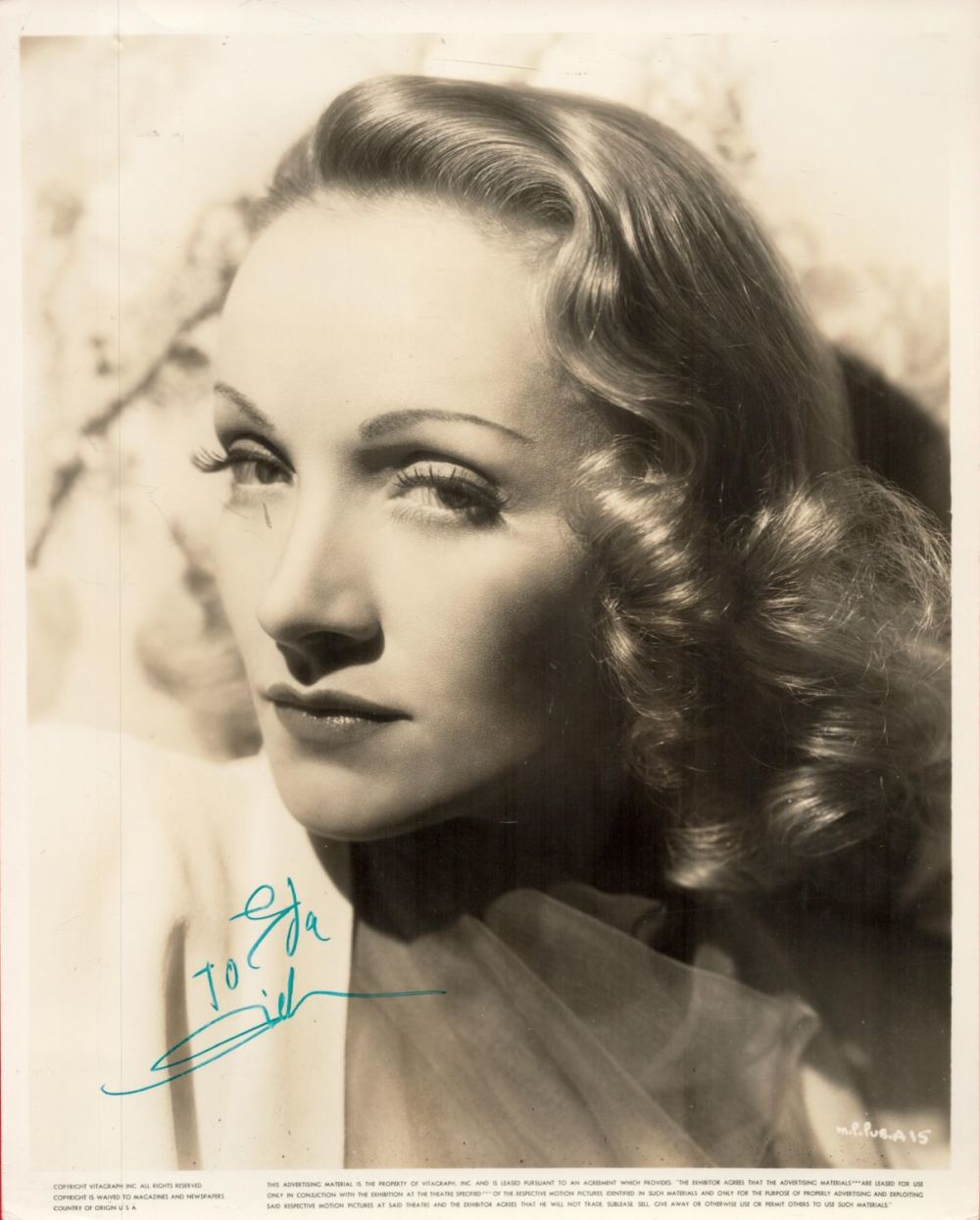 Lot 319: American Actress Marlene Dietrich Signed 10x8 inch Black...
