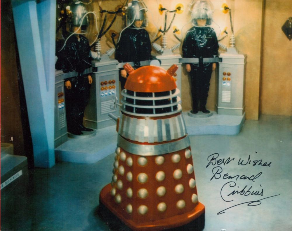 Lot 350: Bernard Cribbins Signed 10x8 inch Colour Dr Who...
