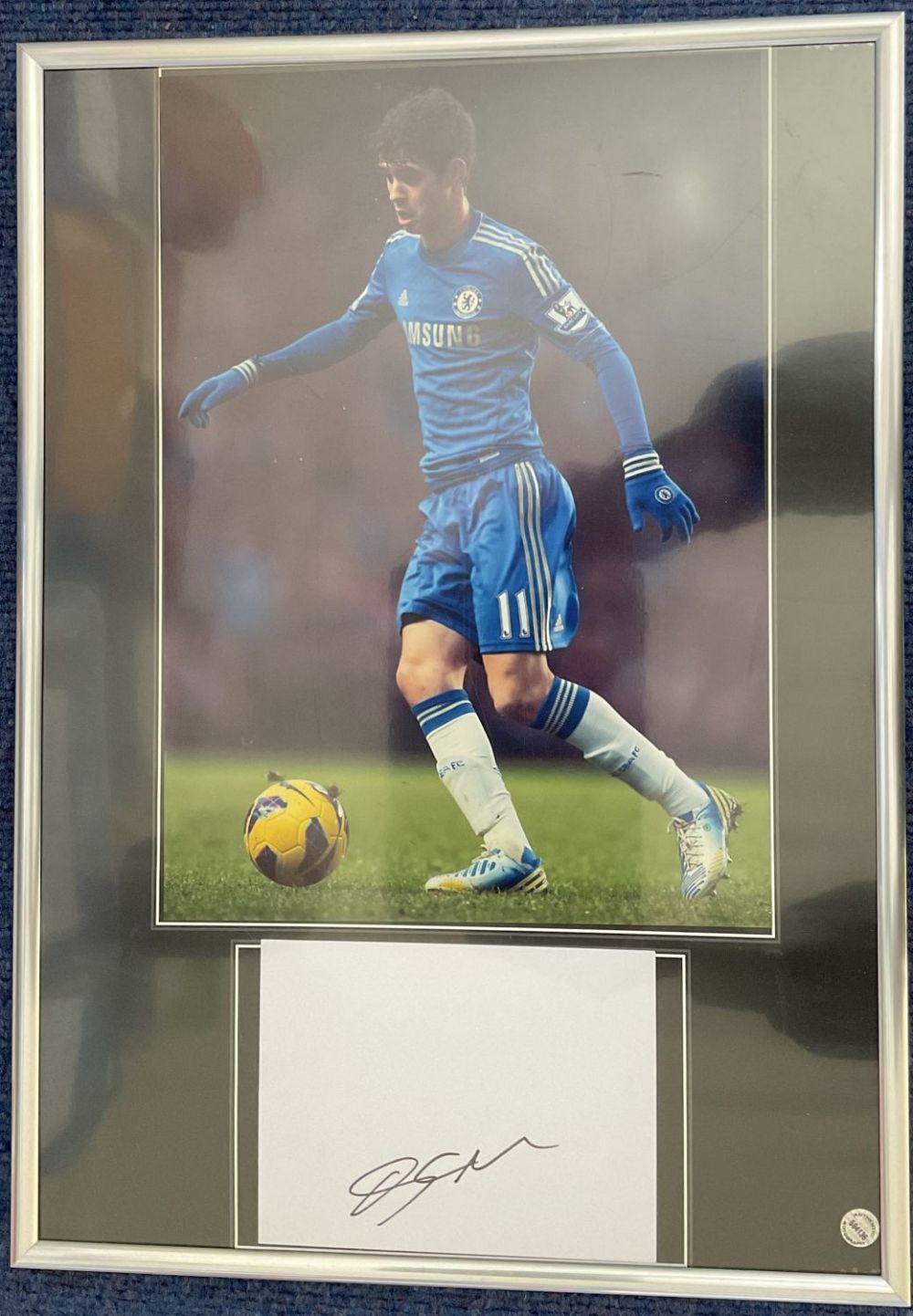 Lot 353: Football Chelsea Star Oscar Signed Signature Card With...
