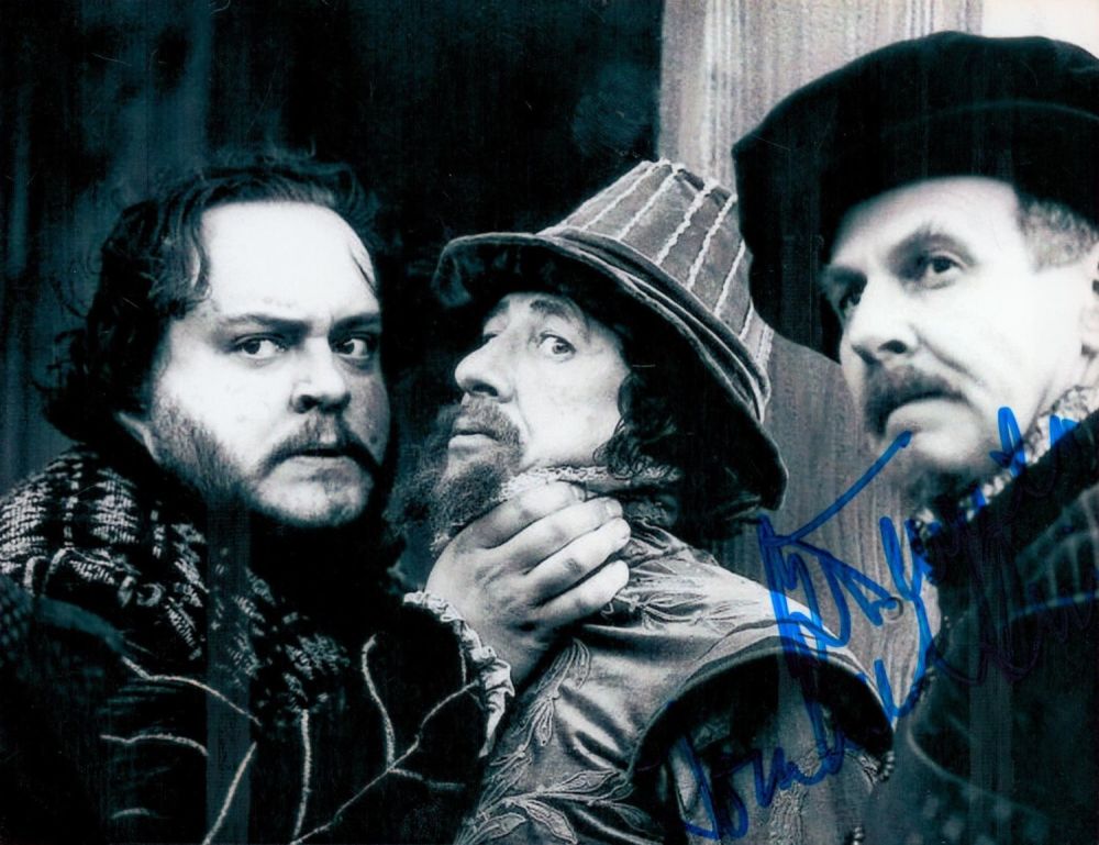 Lot 458: English Actor Tom Wilkinson Signed 7x5 inch Black...