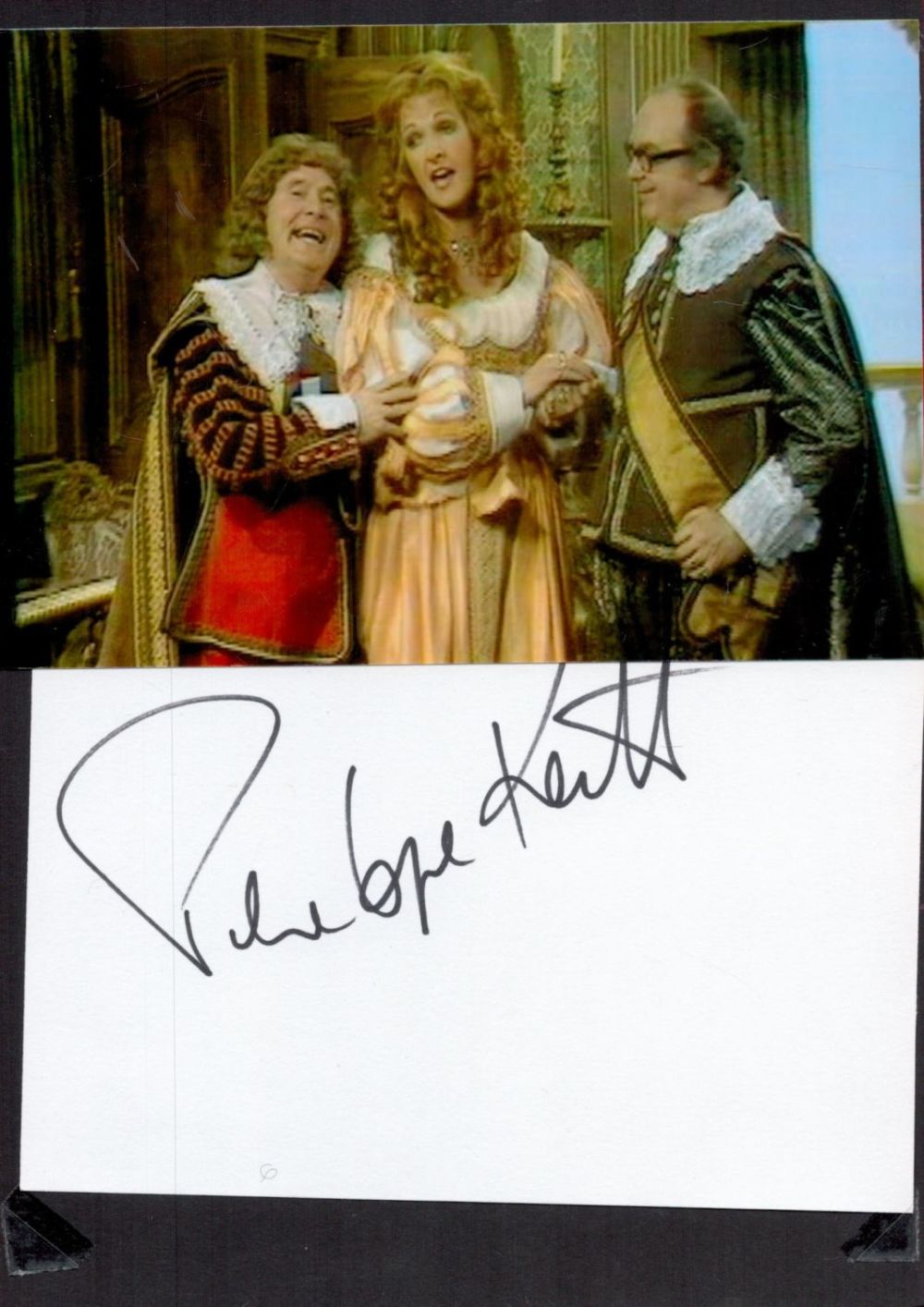 Lot 525: English actress Dame Penelope Keith Signed Signature Piece...