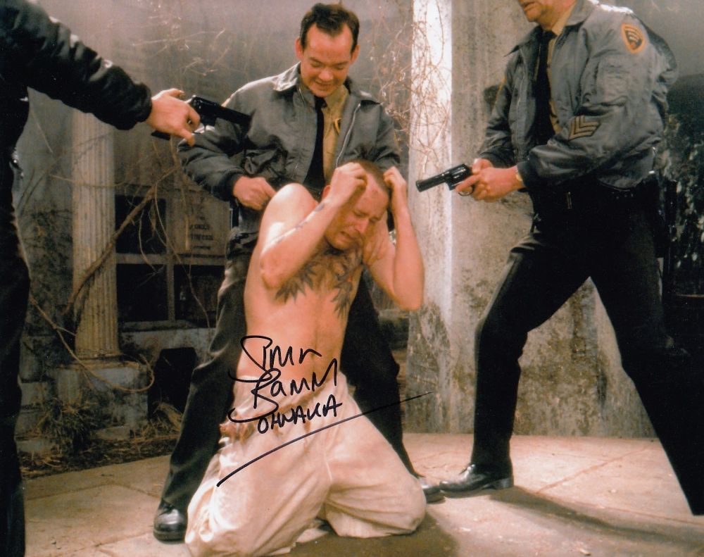 Lot 642: Blowout Sale! Nightbreed Simon Bamford hand signed 10x8...