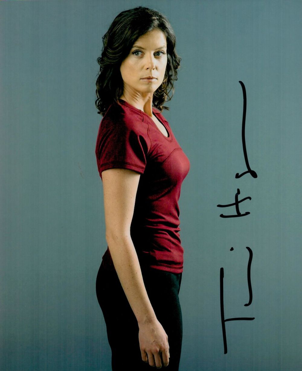 Lot 675: Torri Higginson signed 10x8 colour photograph signed in...
