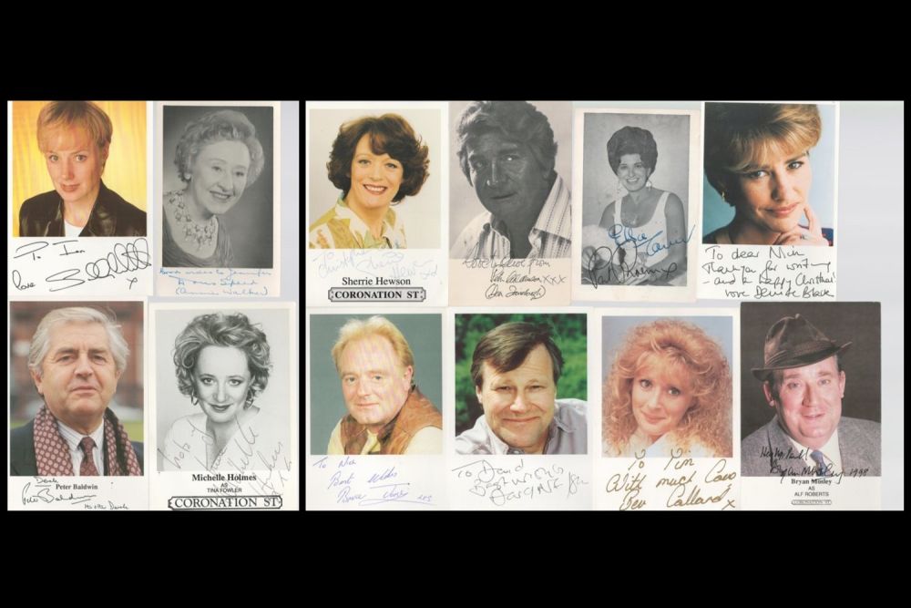 Lot 127: TV Coronation Street collection 12 assorted 6x4 signed...