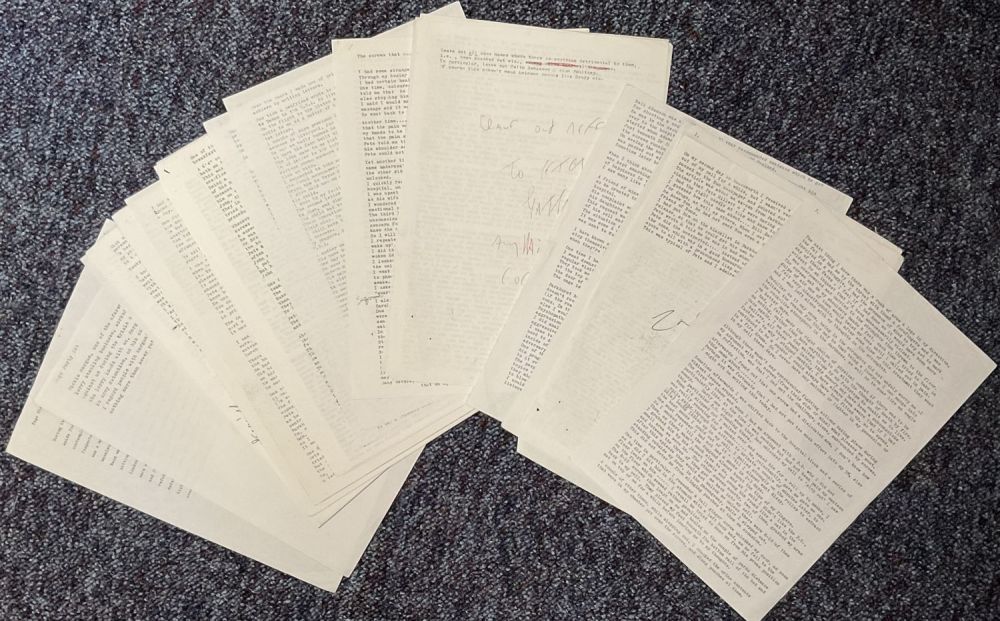 Lot 249: Reggie Kray Collection of 25 Pages of Prison...