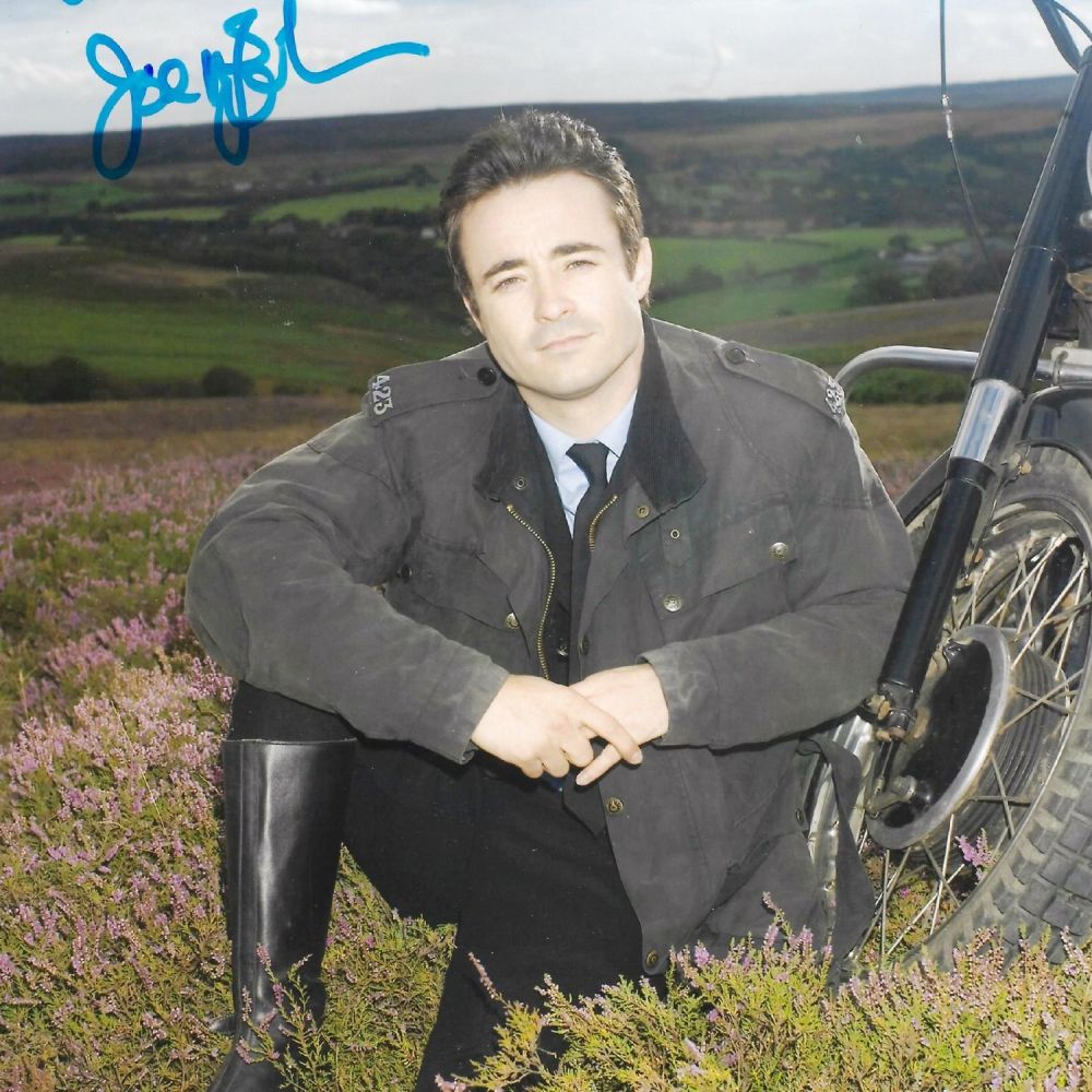 Lot 364: Joseph McFadden (Heartbeat's Joe Mason) Signed 10x8 inch...