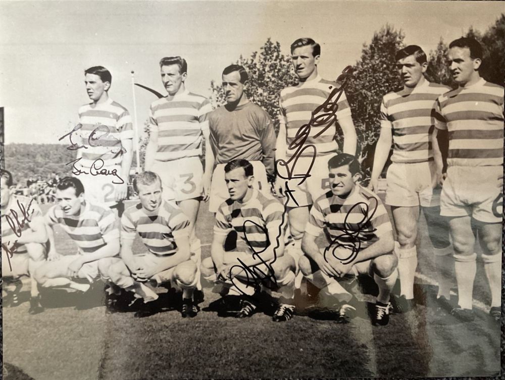 Lot 434: Football Lisbon Lions 5 Signed 16x12 inch Black...