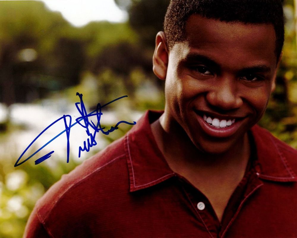 Lot 520: American Actor Tristan Wilds Signed 10x8 inch Colour...