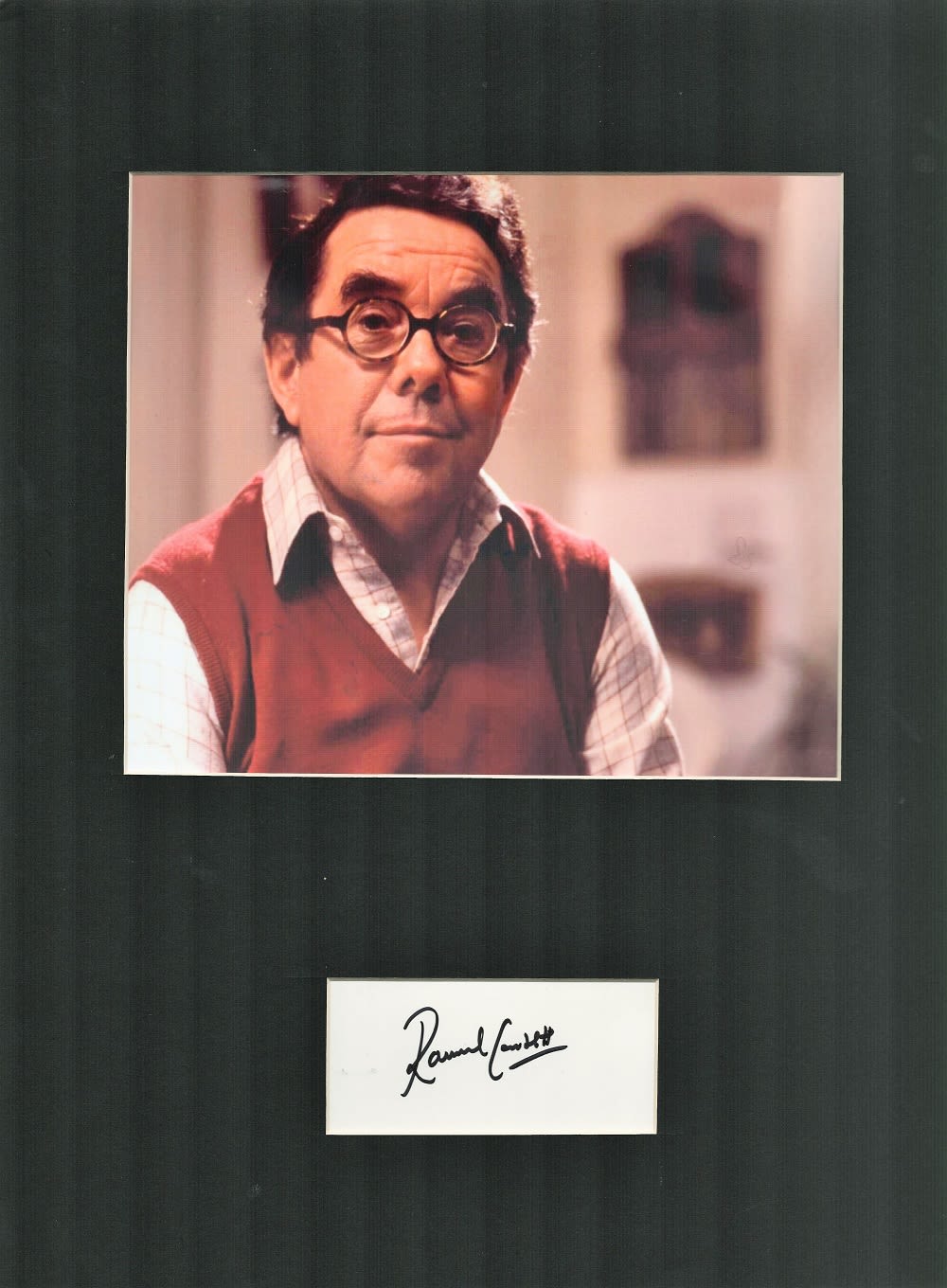 Lot 70: Ronnie Corbett mounted Signature piece. Overall size of...