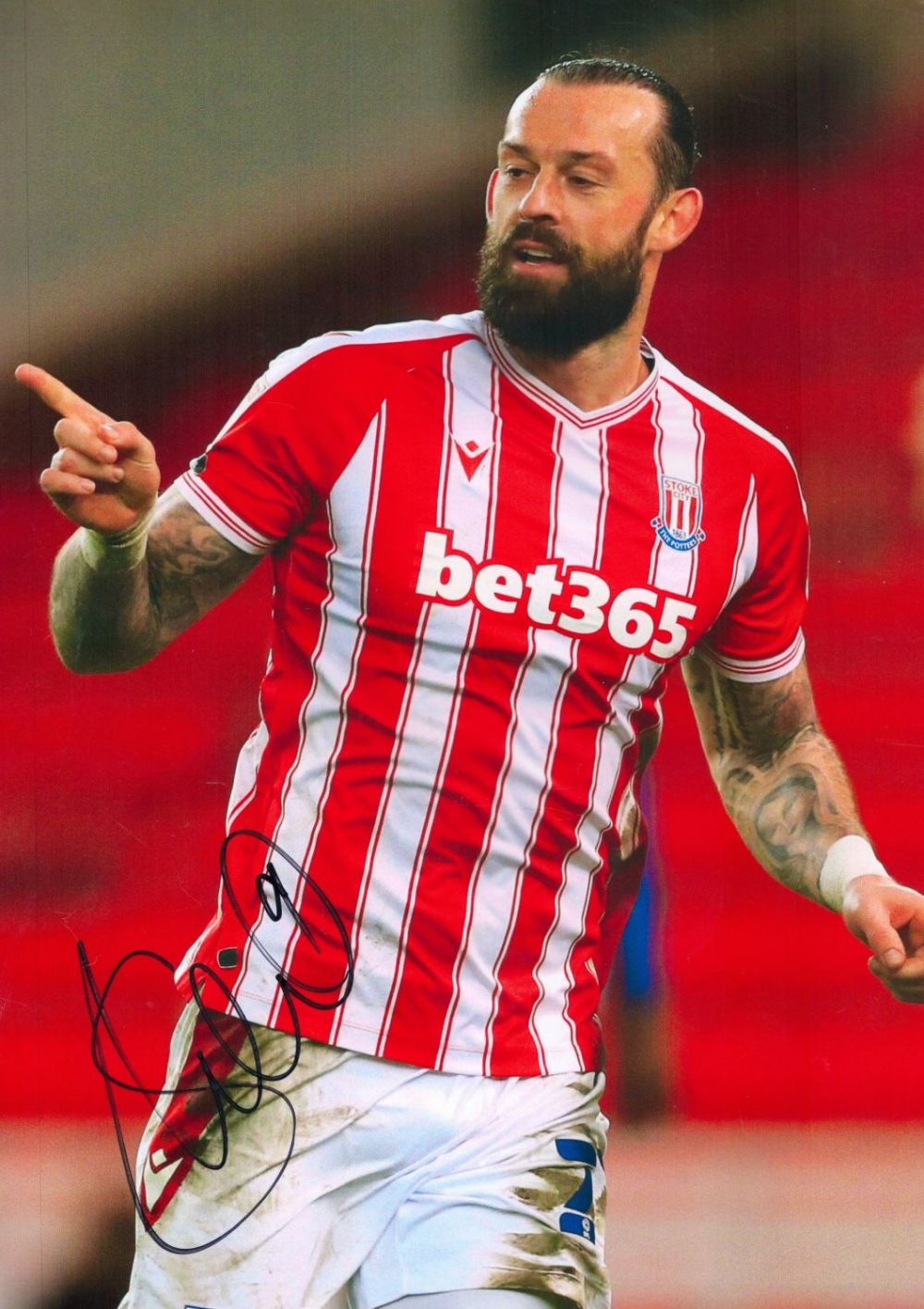 Lot 325: Steven Fletcher signed 12x8 Stoke City colour photo....
