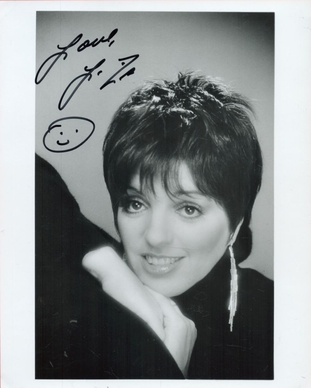 Lot 109: Liza Minnelli signed 10x8 black and white photograph...