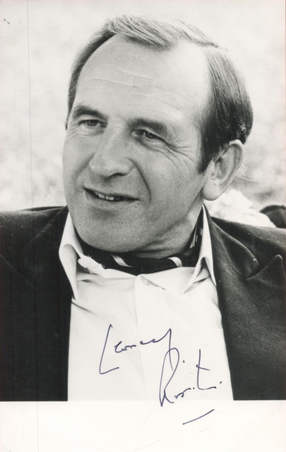 Lot 112: Leonard Rossiter signed 6x4 black and white photograph....