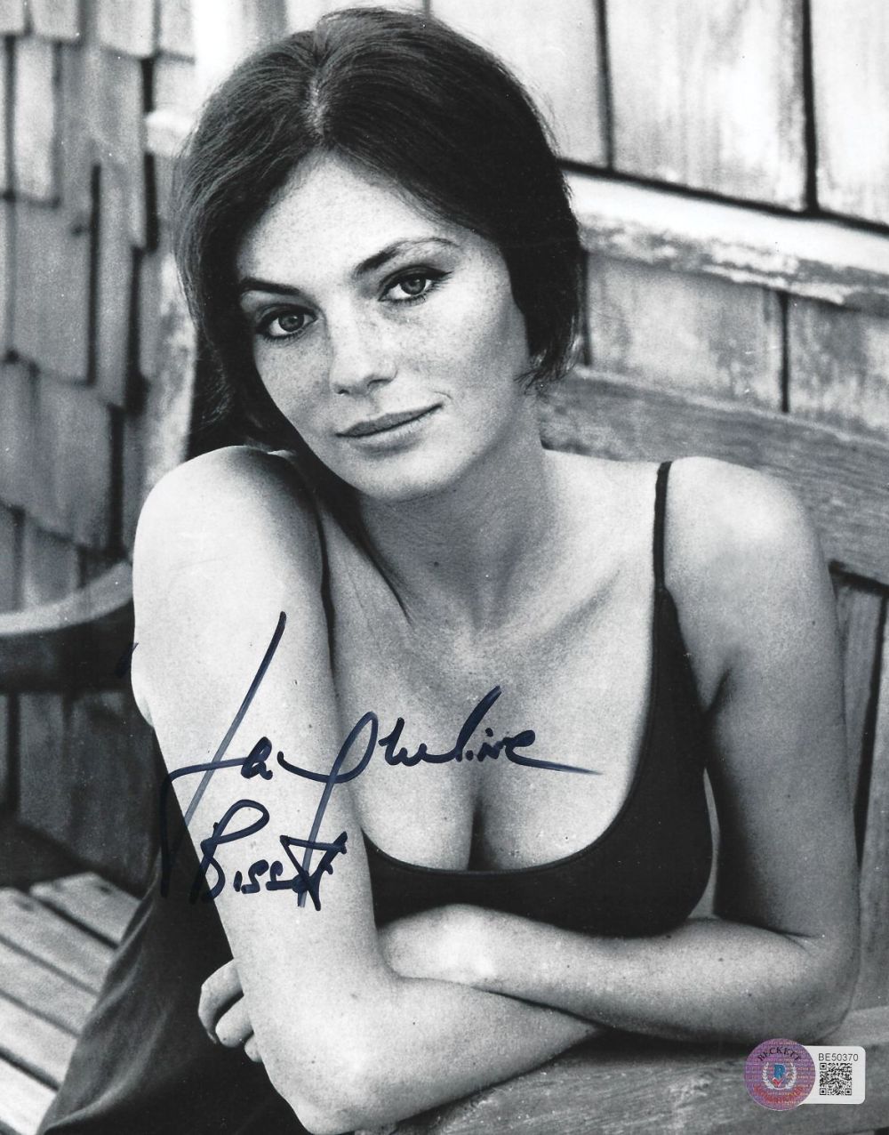 Lot 181: Jaqueline Bisset signed 10x8 black and white photograph....