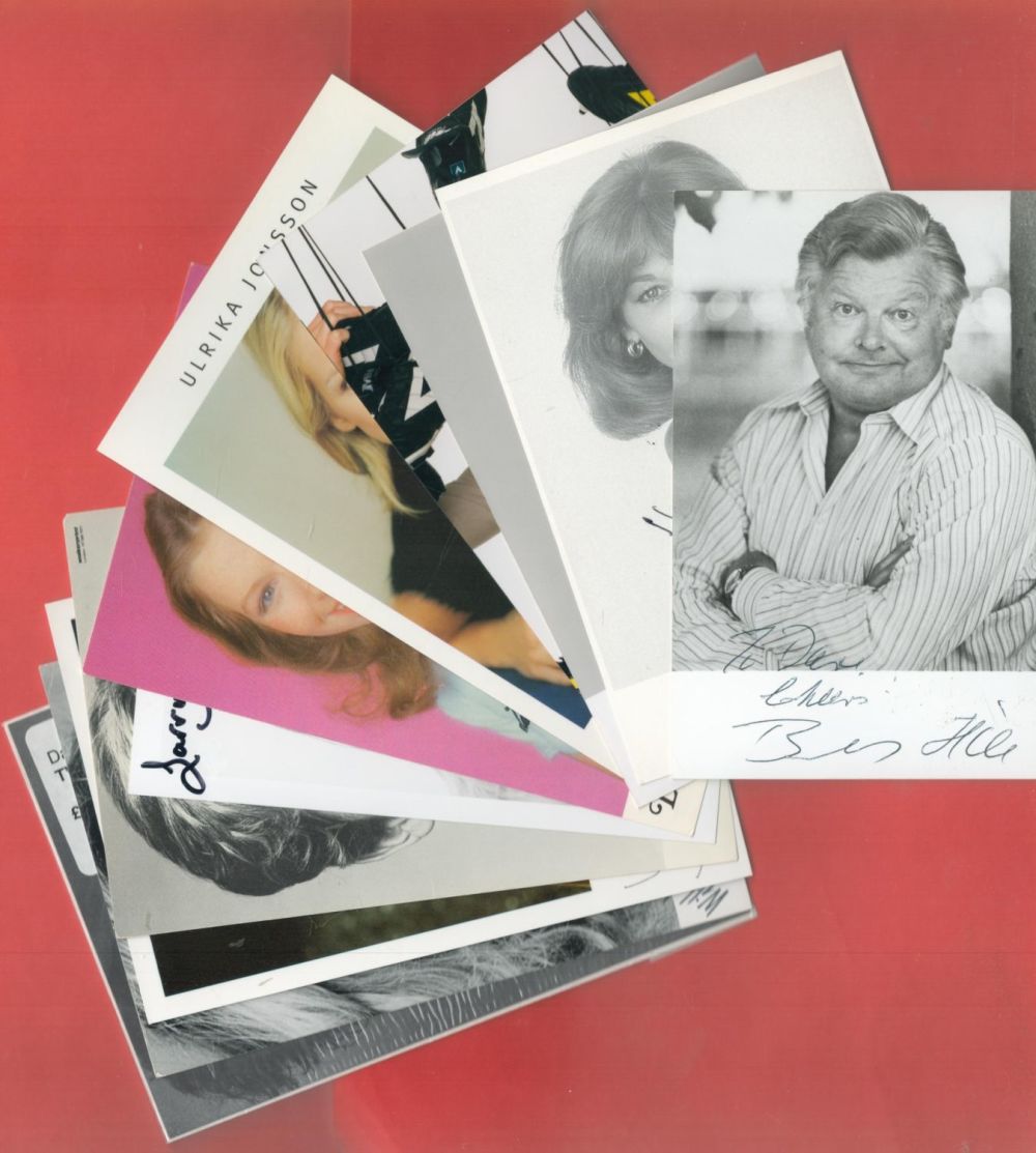 Lot 220: TV Collection 20 assorted 6x4 photos includes some...