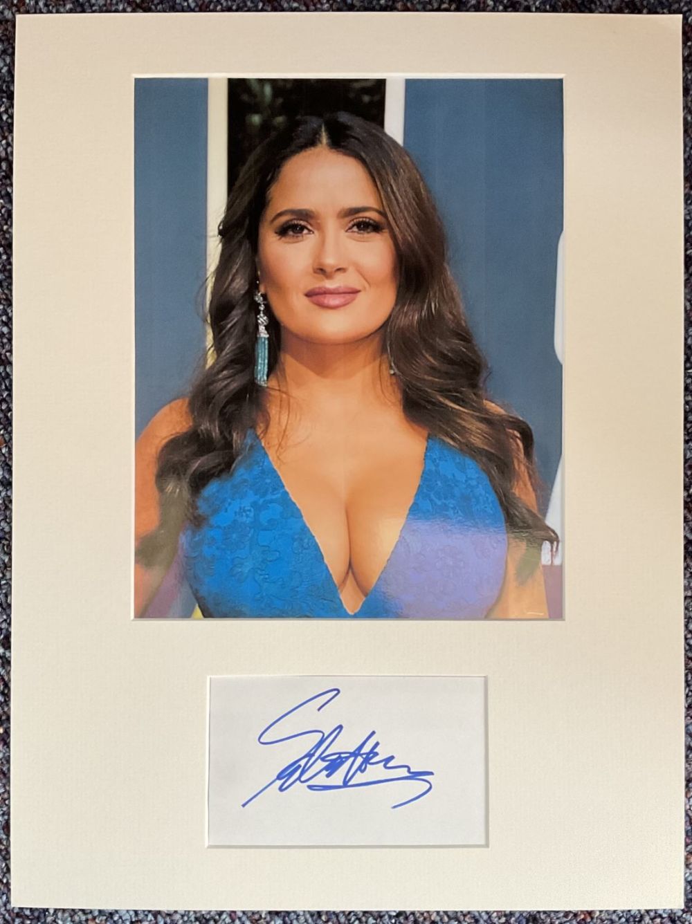 Lot 260: Salma Hayek 16x12 overall mounted signature piece includes...