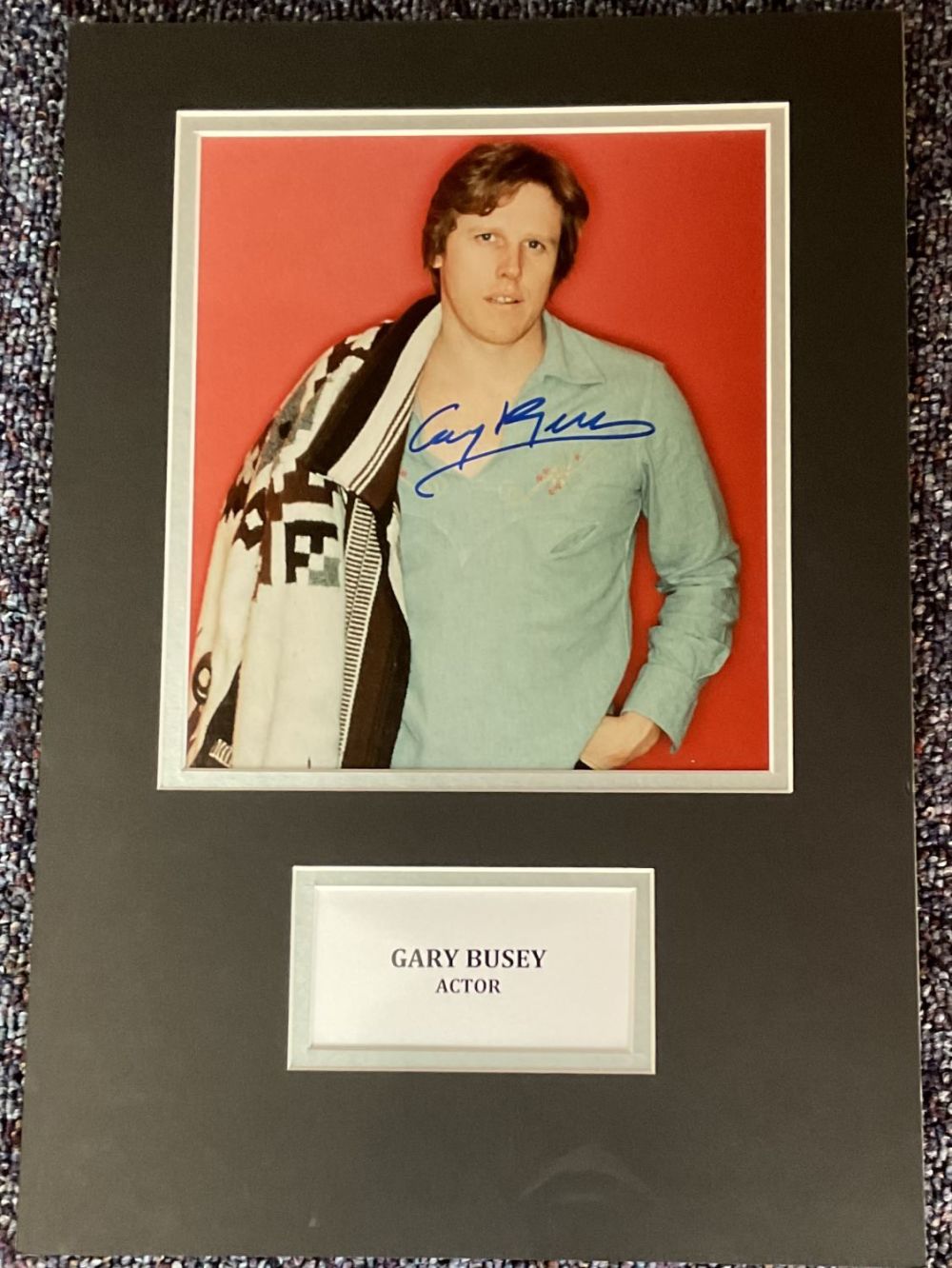 Lot 294: Gary Busey signed 16x11 overall mounted colour photo...