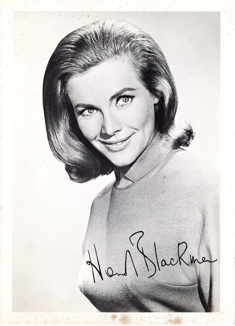 Lot 343: Honor Blackman signed 7x5 black and white vintage...