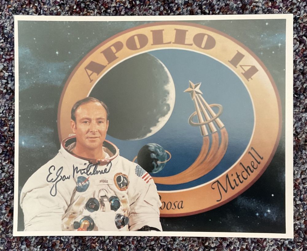 Lot 590: Astronaut Dr Edgar Mitchell signed 10x8 colour Moon...