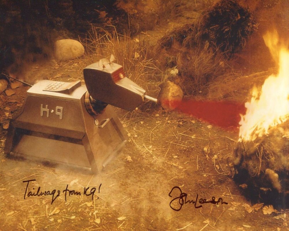 Lot 187: Doctor Who 8x10 action scene photo signed by...
