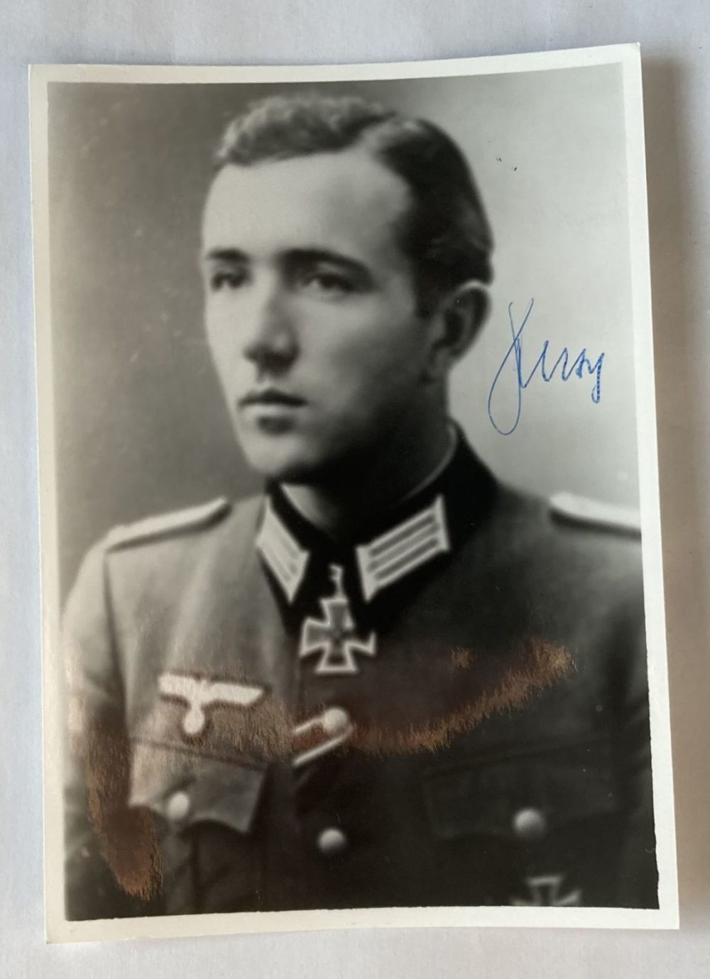 Lot 260: WW2 Hans Kurz KC signed 6 x 4...