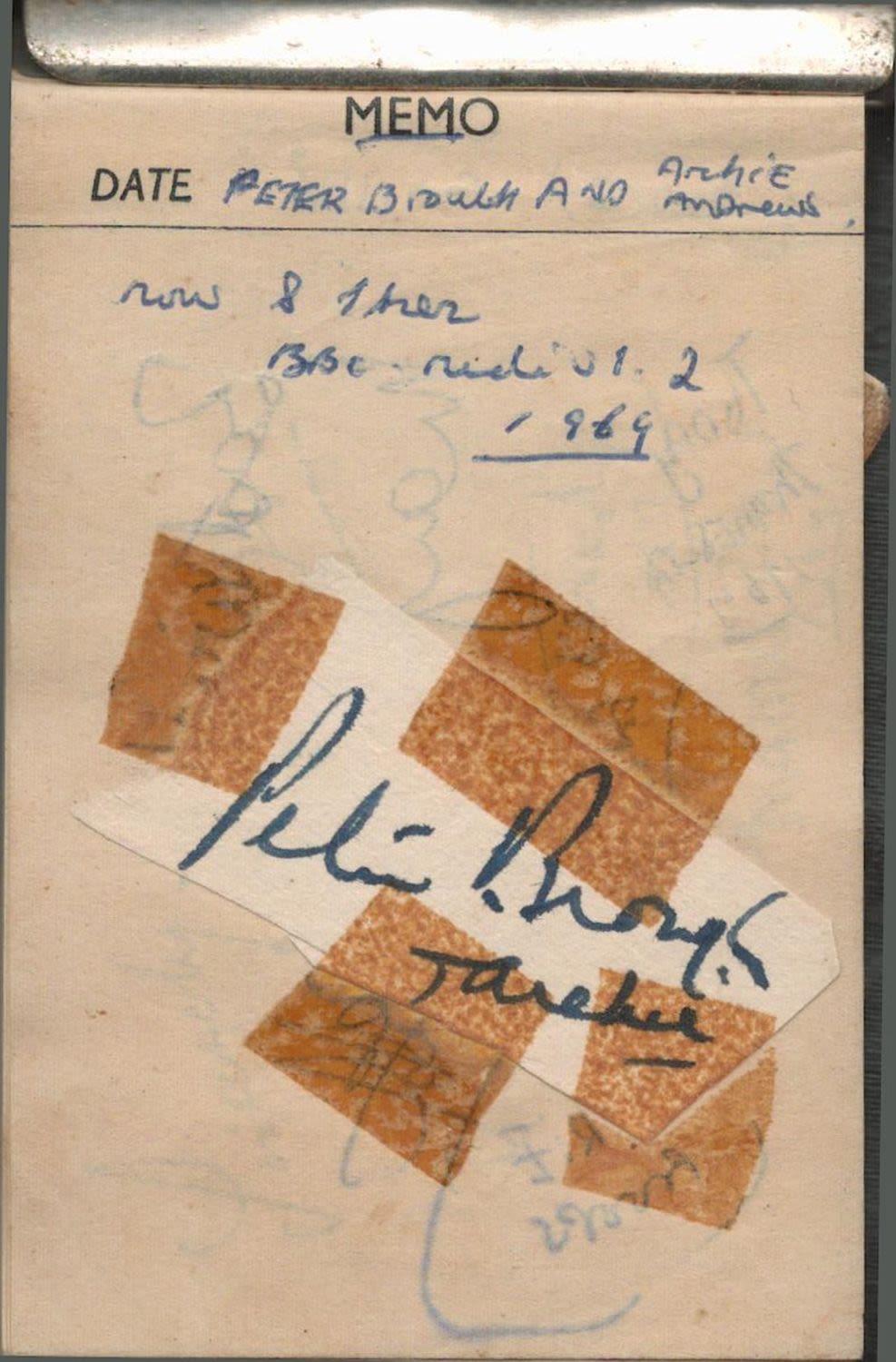 Lot 100: Vintage autograph book filled with 32 signatures from...