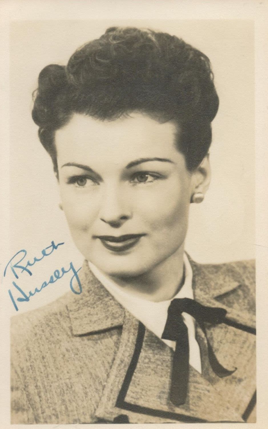 Lot 529: Ruth Hussey (1911-2005) Actress Signed Vintage Postcard Photo....