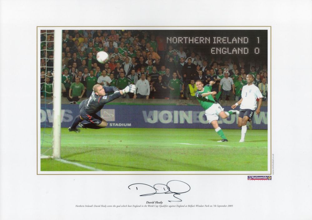 Lot 607: David Healy Northern Ireland 16 x 12 coloured...