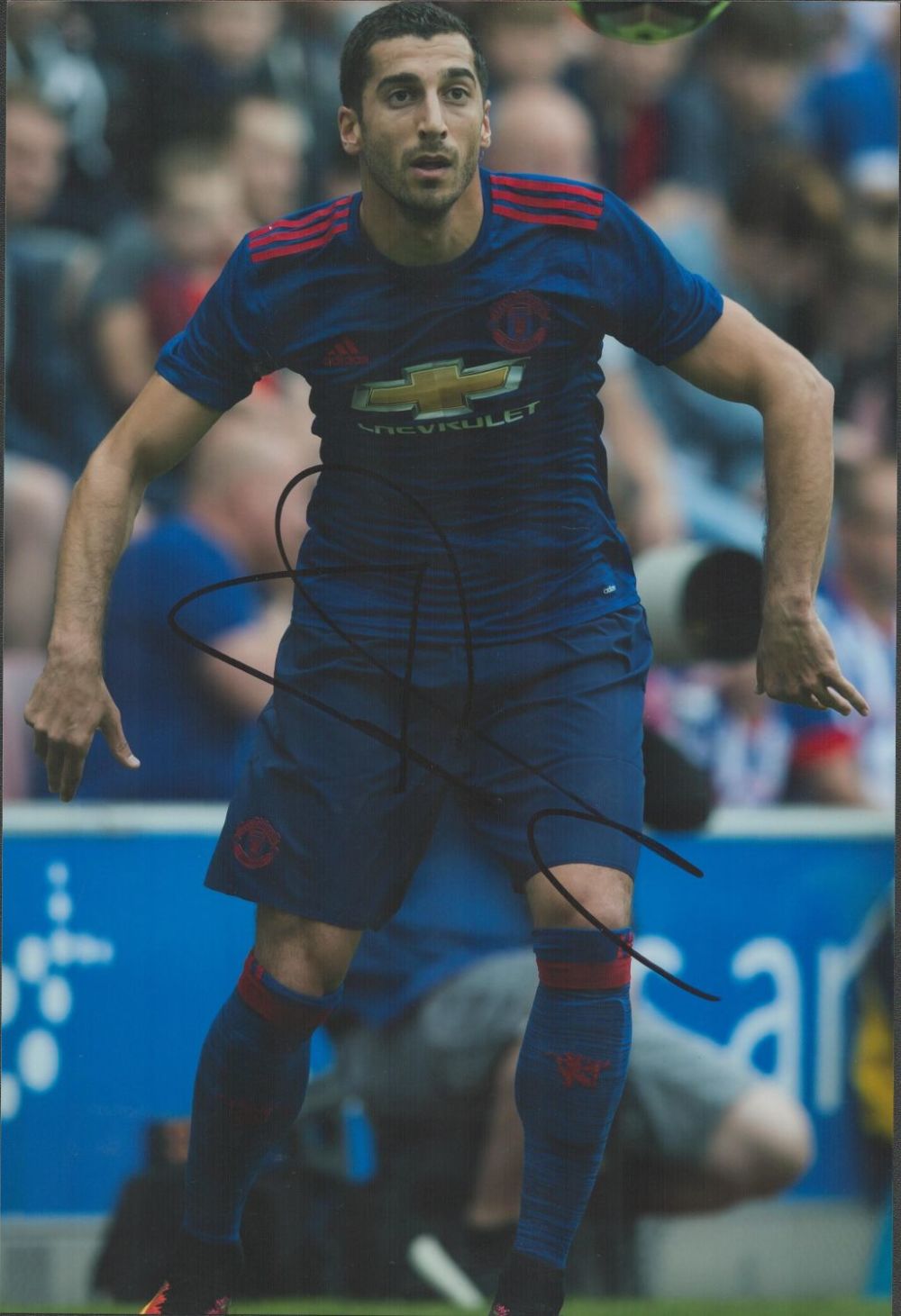 Lot 520: Henrikh Mkhitaryan signed Manchester United 12x8 colour photo....