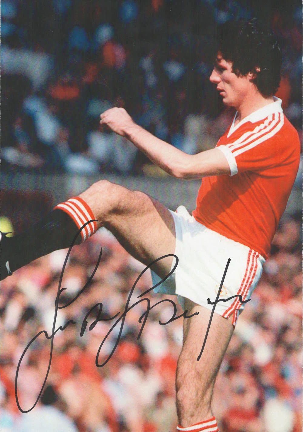 Lot 527: Frank Stapleton signed Manchester United 12x8 colour photo....