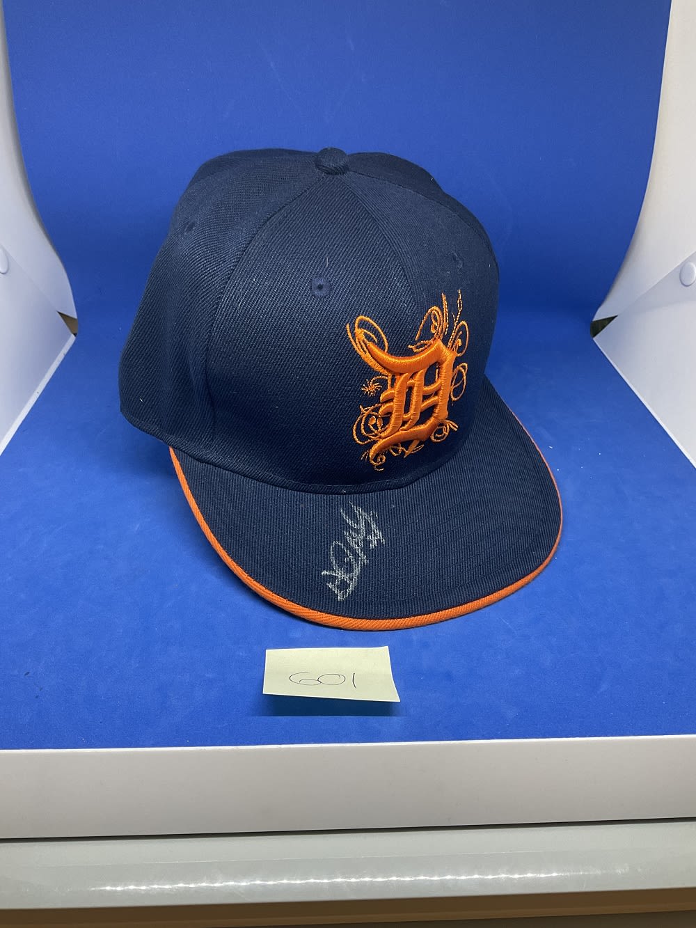 Lot 601: American Baseball Player David Pauley Signed Tigers Official...