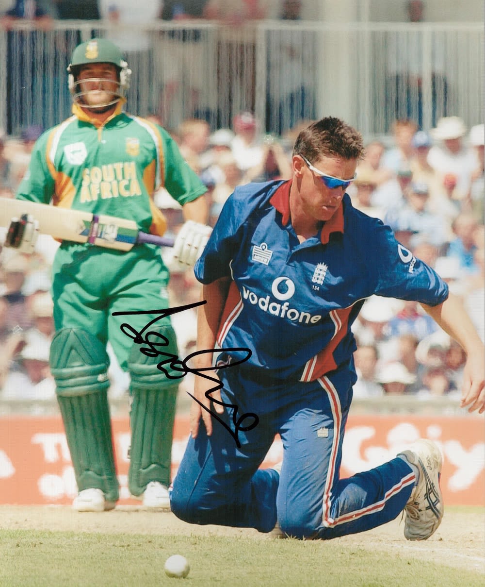 Lot 612: Cricket Ashley Giles signed 10x8 colour photo pictured...