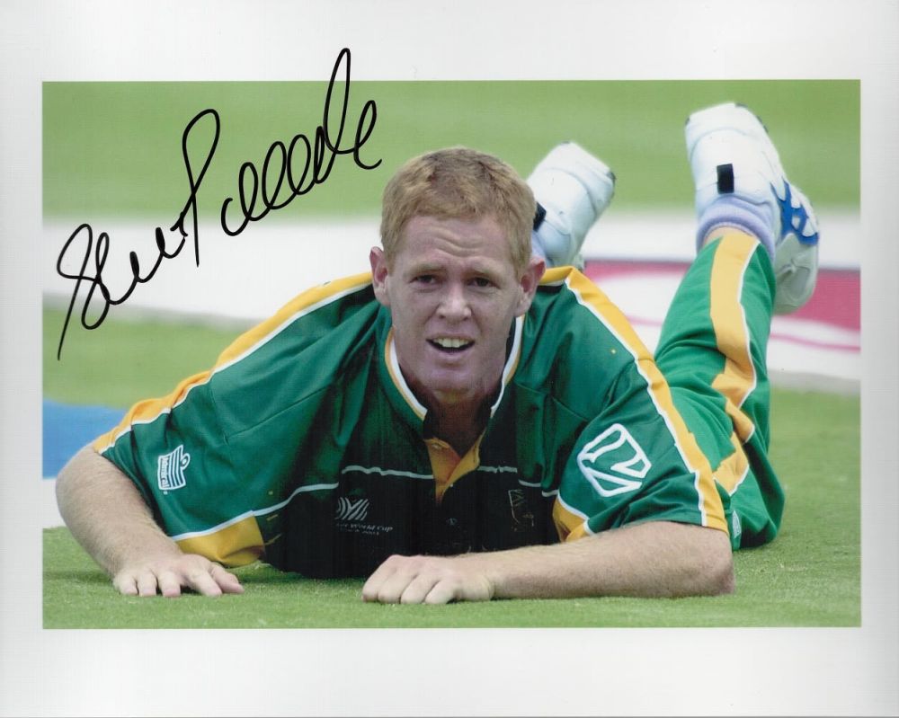 Lot 614: Cricket Shaun Pollock signed South Africa 10x8 colour...