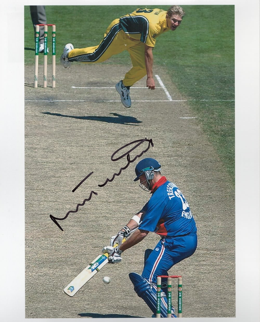 Lot 616: Cricket Marcus Trescothick signed 12x8 colour photo pictured...