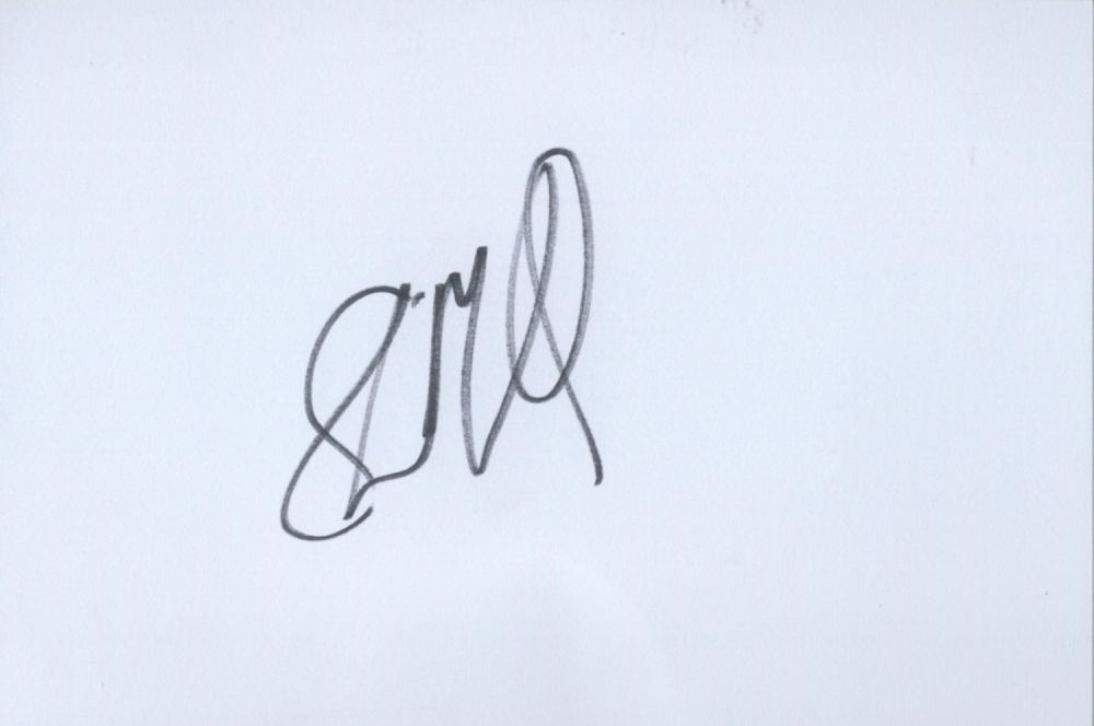 Lot 161: Shannon Miller white card (measuring approx. 6"x4") nicely...