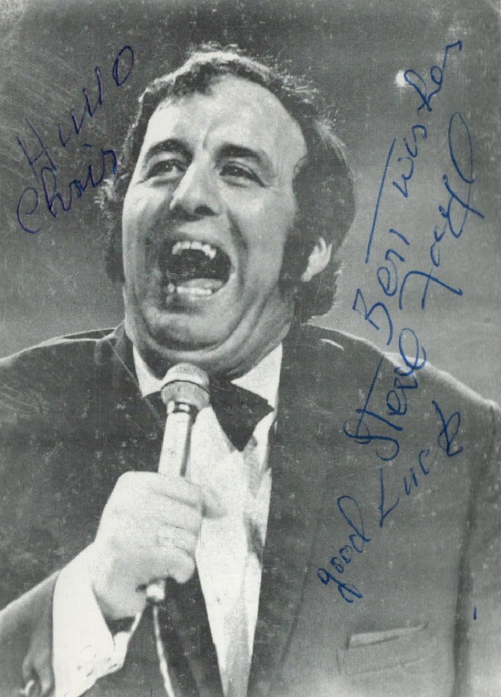 Lot 217: Steve Faye signed 5x3 black and white photo....