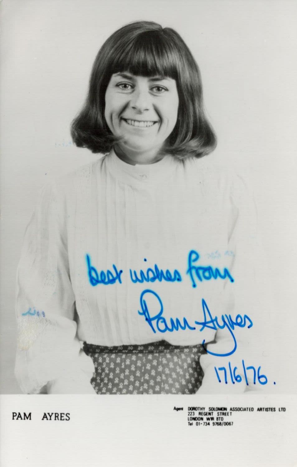 Lot 224: Pam Ayres signed 6x4 black and white photo....