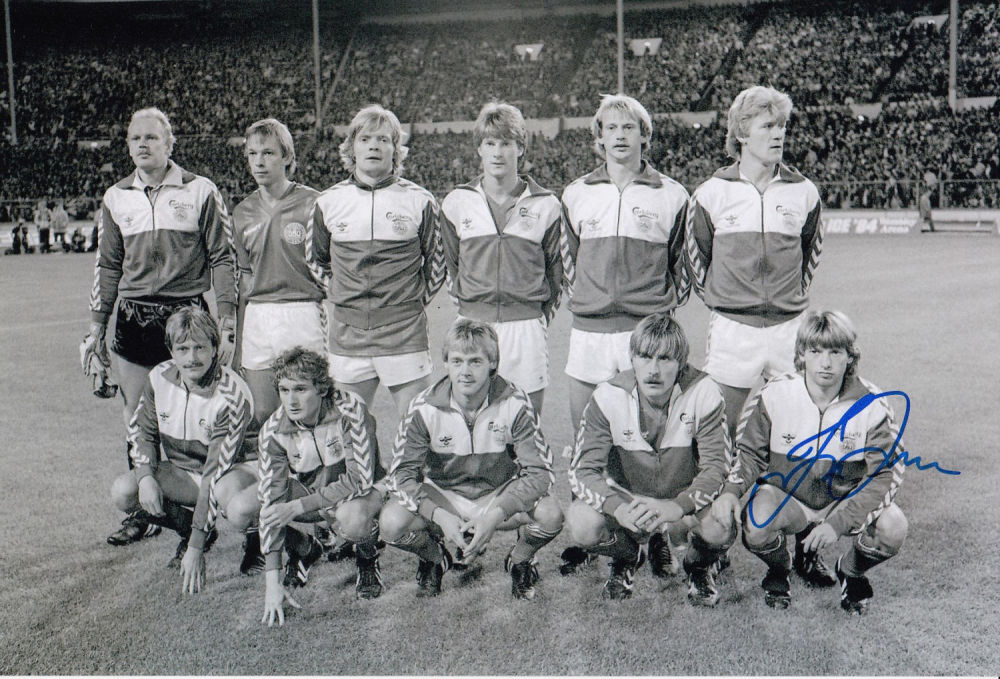 Lot 300: Autographed Jesper Olsen 12 X 8 Photo -...