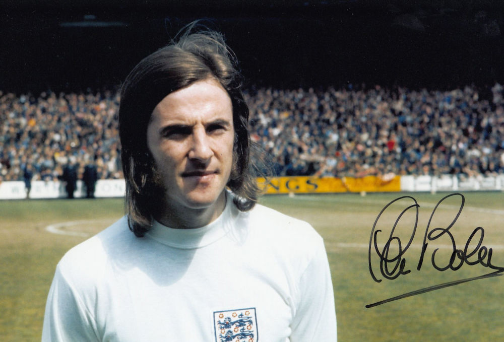 Lot 306: Autographed Stan Bowles 12 X 8 Photo -...