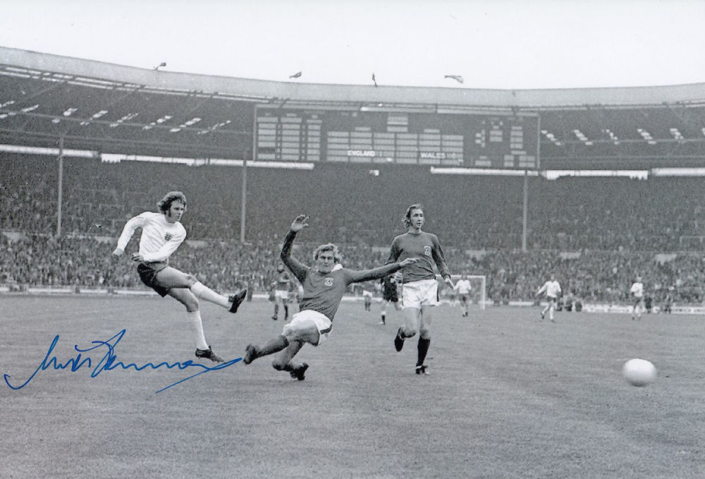 Lot 308: Autographed Mike Channon 12 X 8 Photo -...