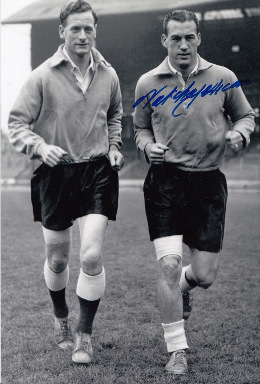 Lot 321: Autographed Nat Lofthouse 12 X 8 Photo -...