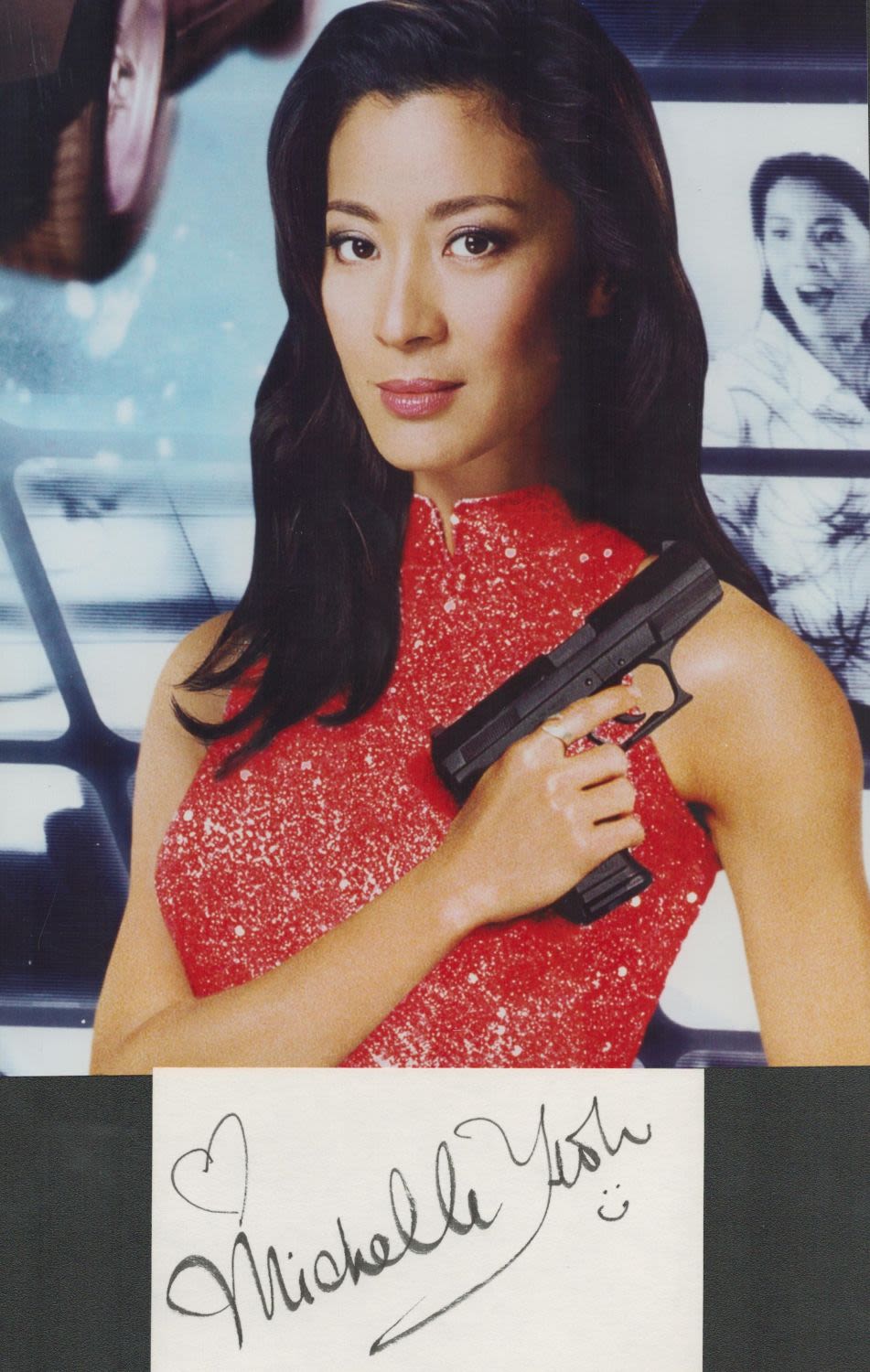 Lot 379: James Bond Actress Michelle Yeoh Signed Signature Card...