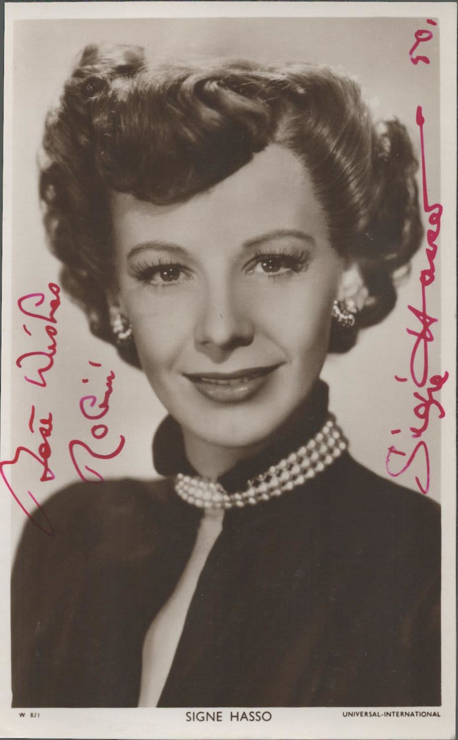 Lot 478: Swedish actress Signe Hasso Signed 5. 5 x...