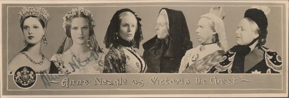 Lot 599: Dame Anna Neagle Signed 9. 5 x 3....